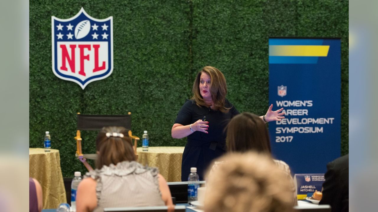 NFL Women's Symposium Inspires Vikings Employees