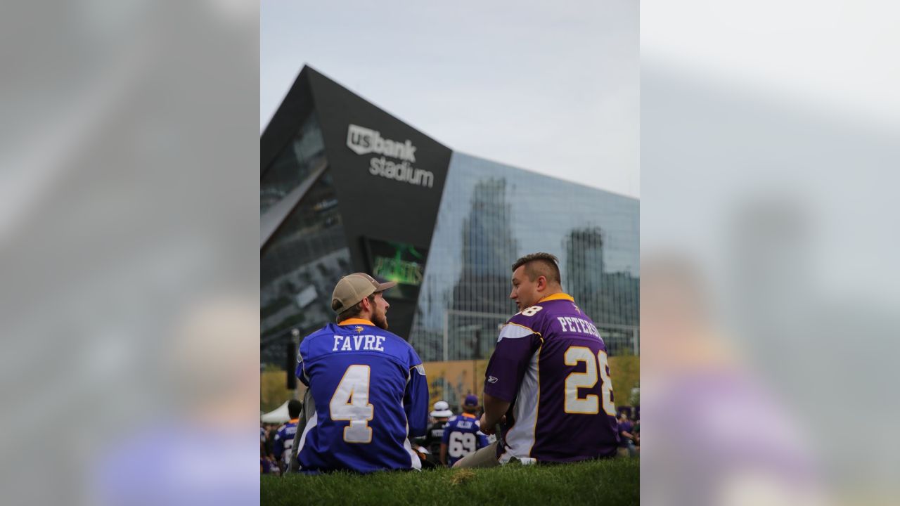 Top 50 Photos of Gameday at U.S. Bank Stadium