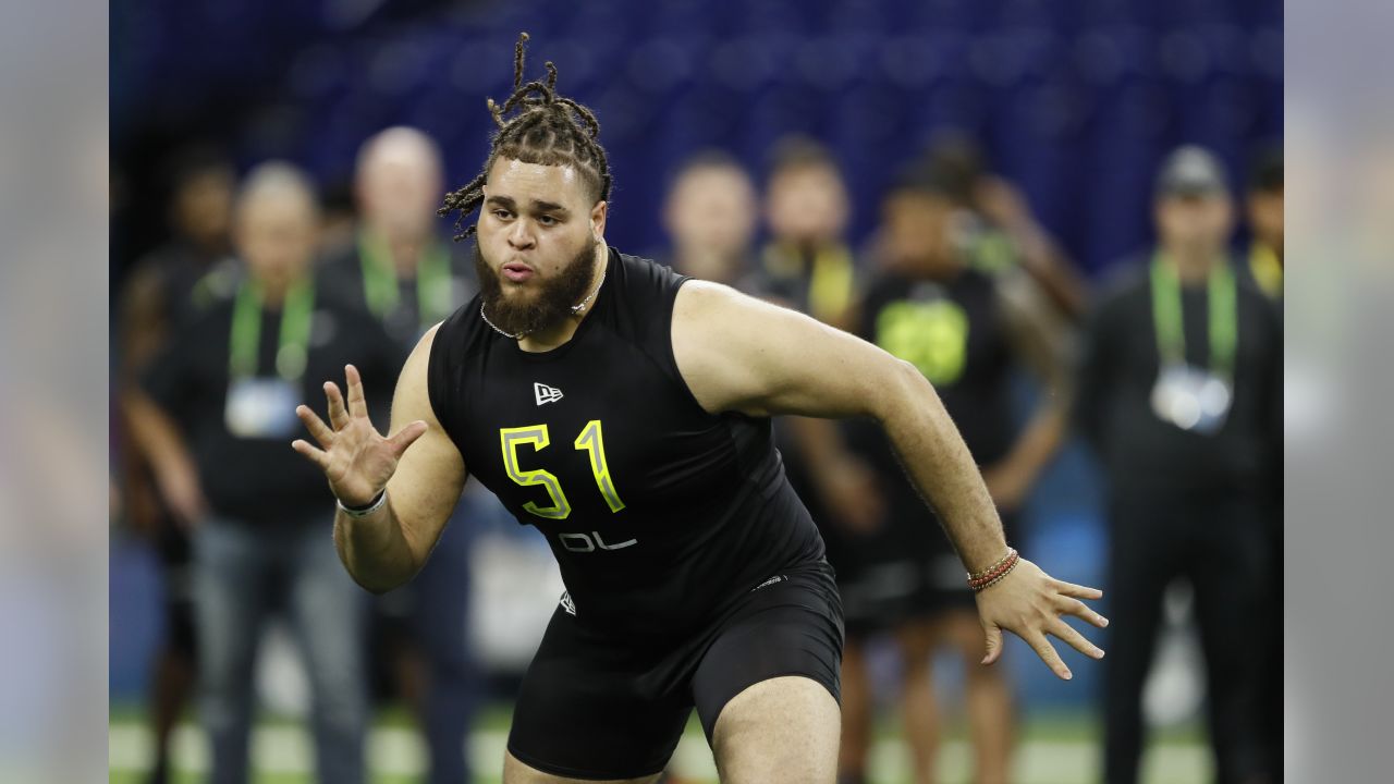 NFL Combine Drill Demonstrations with Logan Paulsen