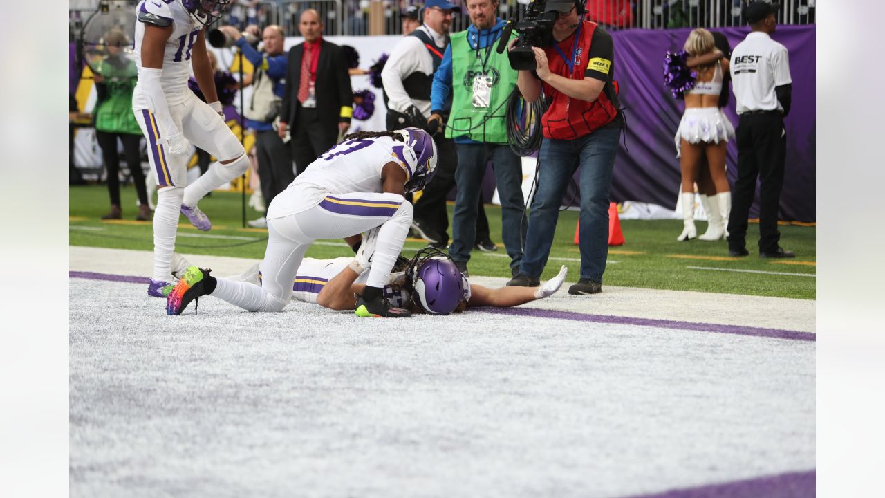 Frame-by-Frame: T.J. Hockenson's Touchdown & Celebration vs. Giants