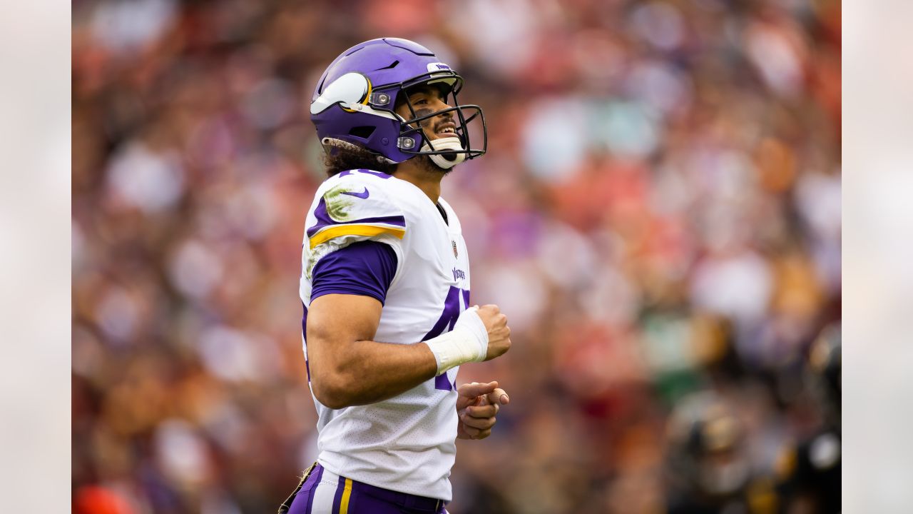 Minnesota Vikings linebacker Troy Dye takes part in drills during an NFL  football team practice in Eagan, Minn., Wednesday, May 3, 2023. (AP  Photo/Abbie Parr Stock Photo - Alamy