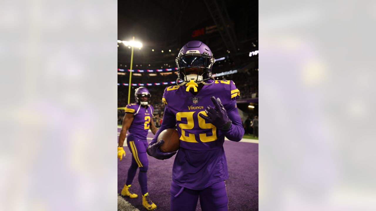 Washington Commanders waive former Vikings DB Cameron Dantzler