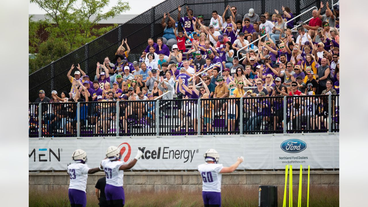 Vikings close Sunday's training camp to fans due to weather