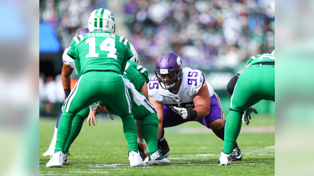 Jets' Sam Darnold struggles in 37-17 loss to Vikings