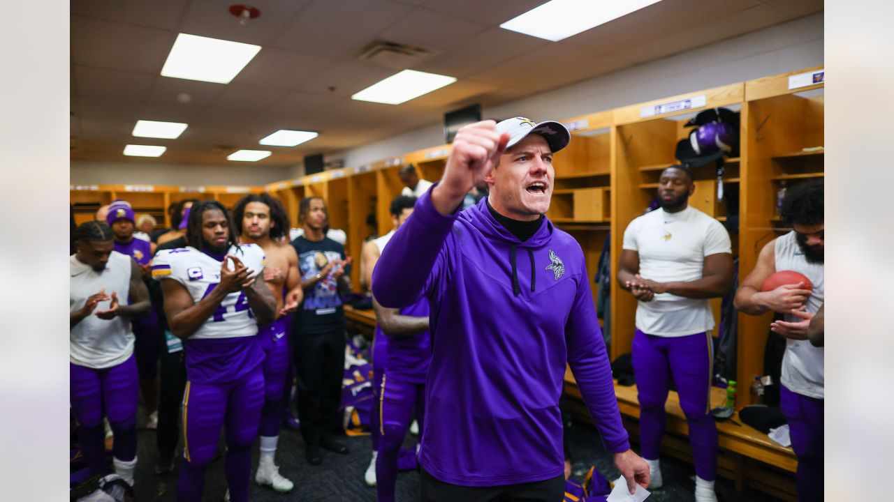 Takeaways from Vikings Victory at Bears; First Glance at Wild Card Weekend