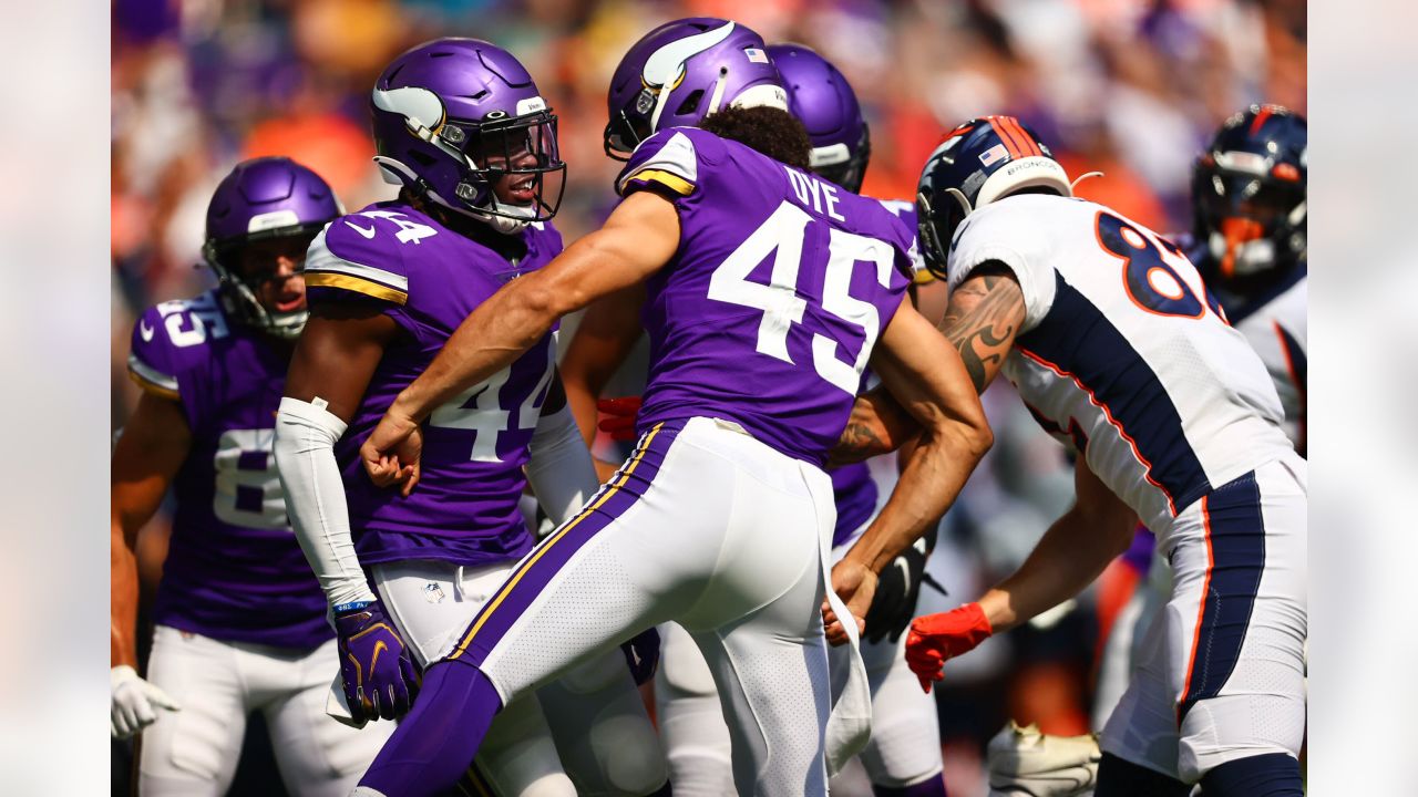 Vikings Stumble Out of Gate Against Broncos