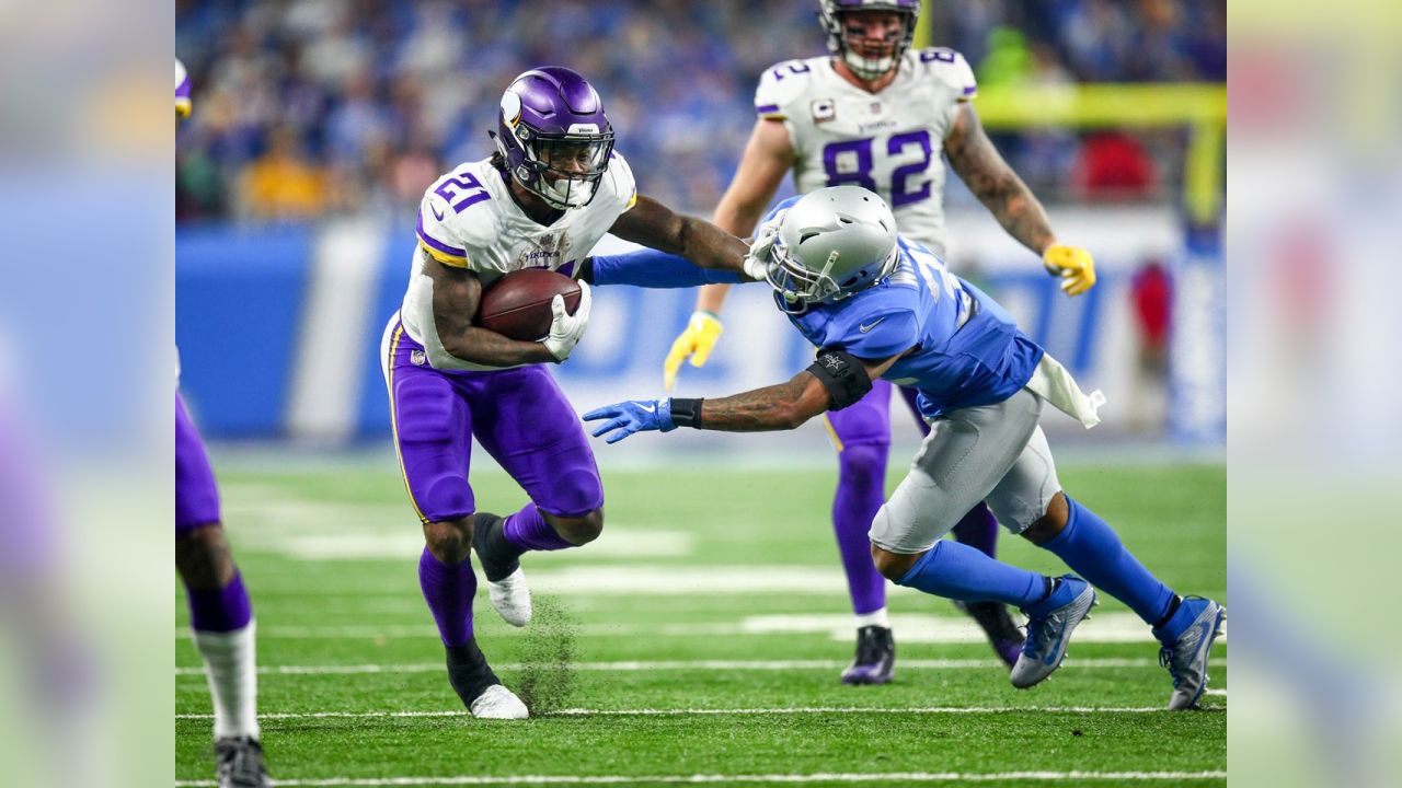 Vikings Take on the Lions on Thanksgiving Day