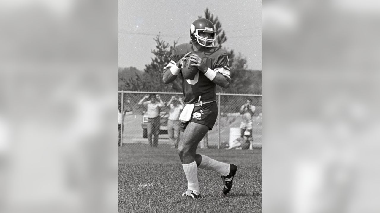 Minnesota Vikings 1974 Training Camp Roster 8-31-1974 