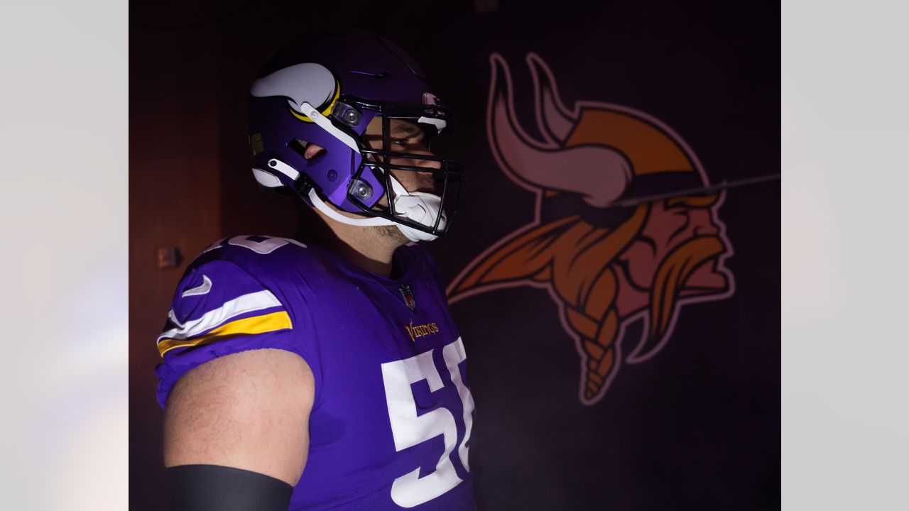 PFF Trashes Vikings Center Garrett Bradbury. Here's Why They're WRONG. 