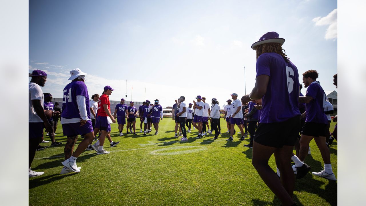 Minnesota Vikings Pledge $75,000 To Launch Girls Flag Football