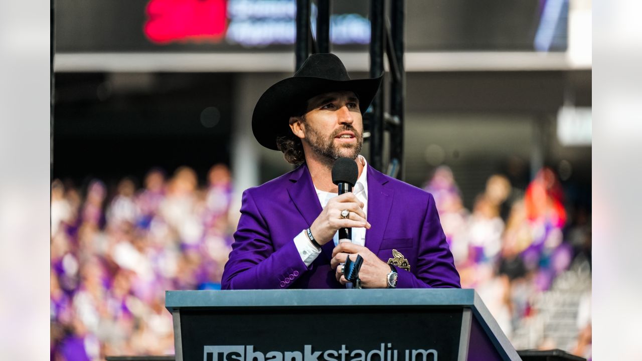 Former Viking Jared Allen Pursuing Olympic Dreams Through Curling