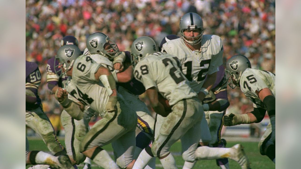 Super Bowl XI Recap: Raiders vs. Vikings