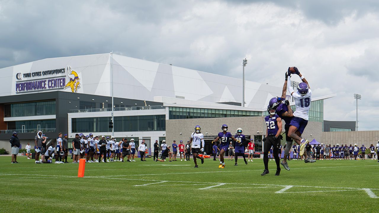 Minnesota Vikings Pledge $75,000 To Launch Girls Flag Football