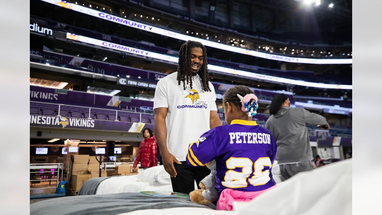 Vikings, My Very Own Bed & U.S. Bank Surprise 50 Youth with New Sleep  Number 360 Smart Beds