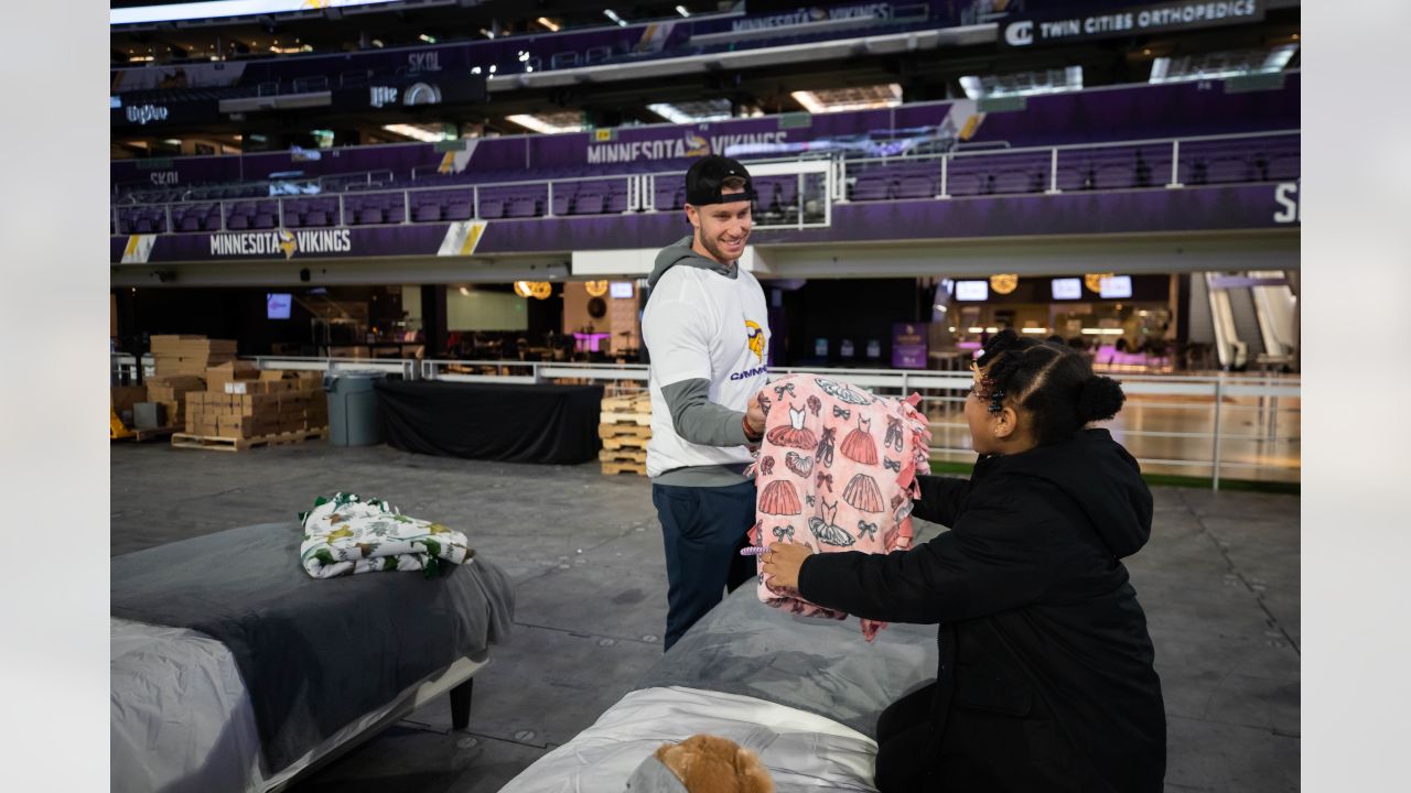 Vikings Players Receive Sleep Number Beds