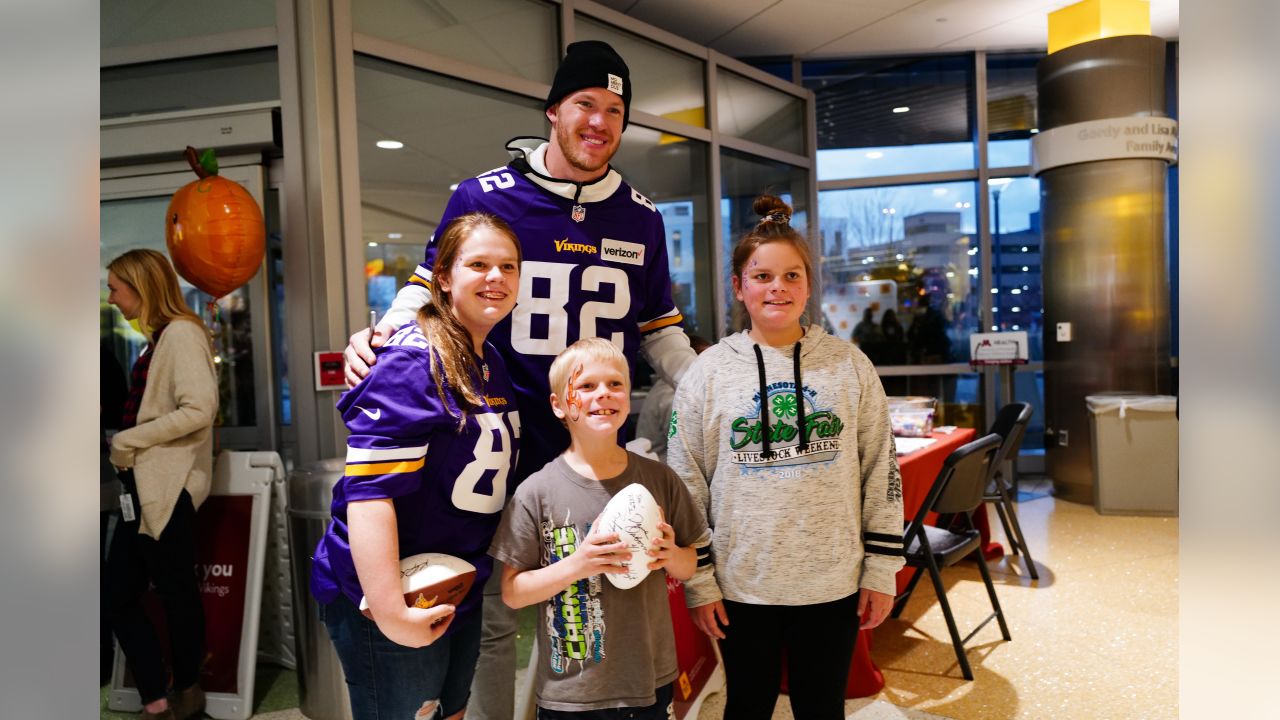 Vikings rookie TE Irv Smith gets motivation from tattoo of late