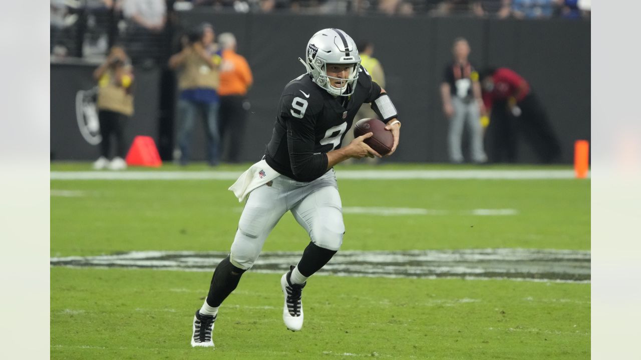 Raiders trade backup QB Nick Mullens to Vikings – Metro US