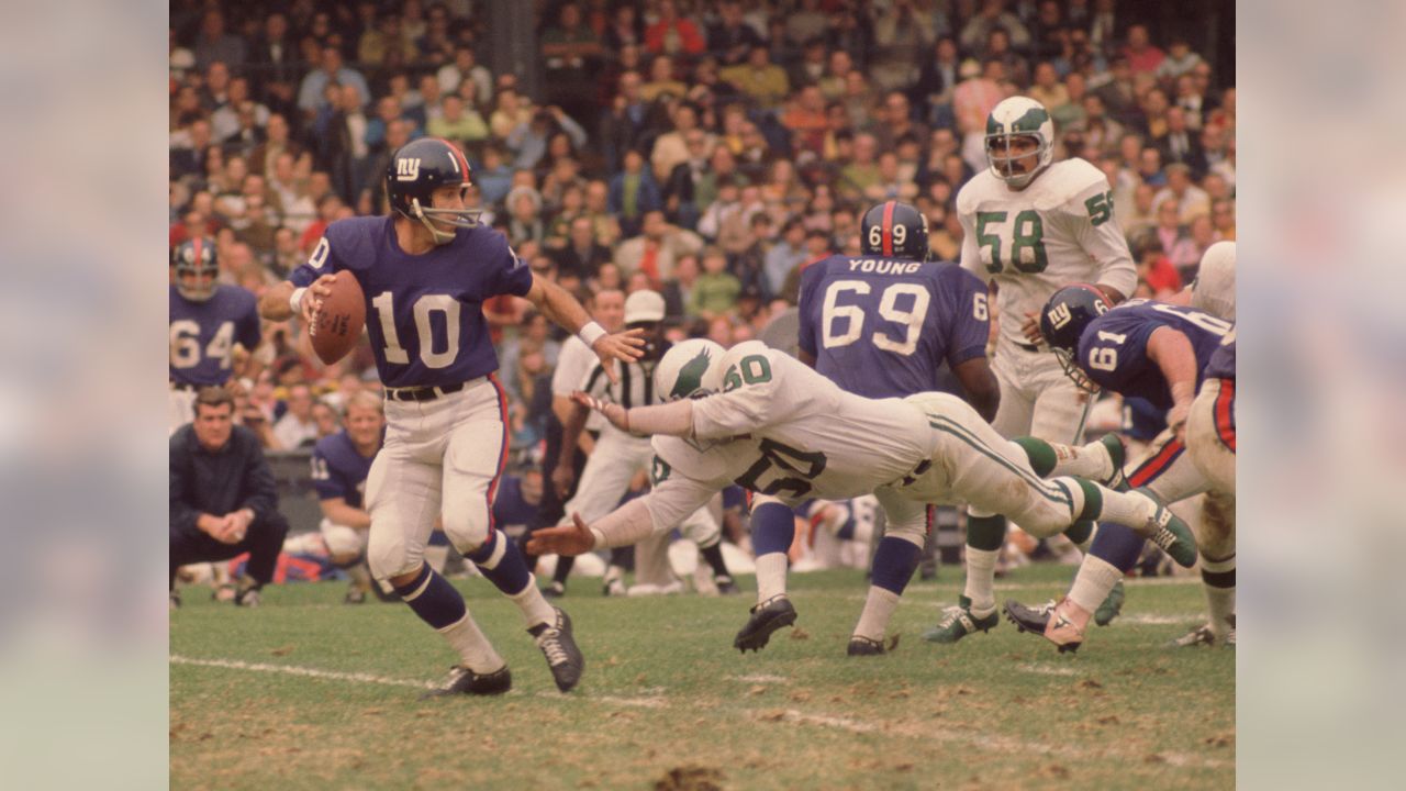 Fran Tarkenton - OK, all my Minnesota Vikings and New York Giants faithful:  Who's it gonna be tonight on Monday Night Football? #MNF #Vikings #Giants  #NFL