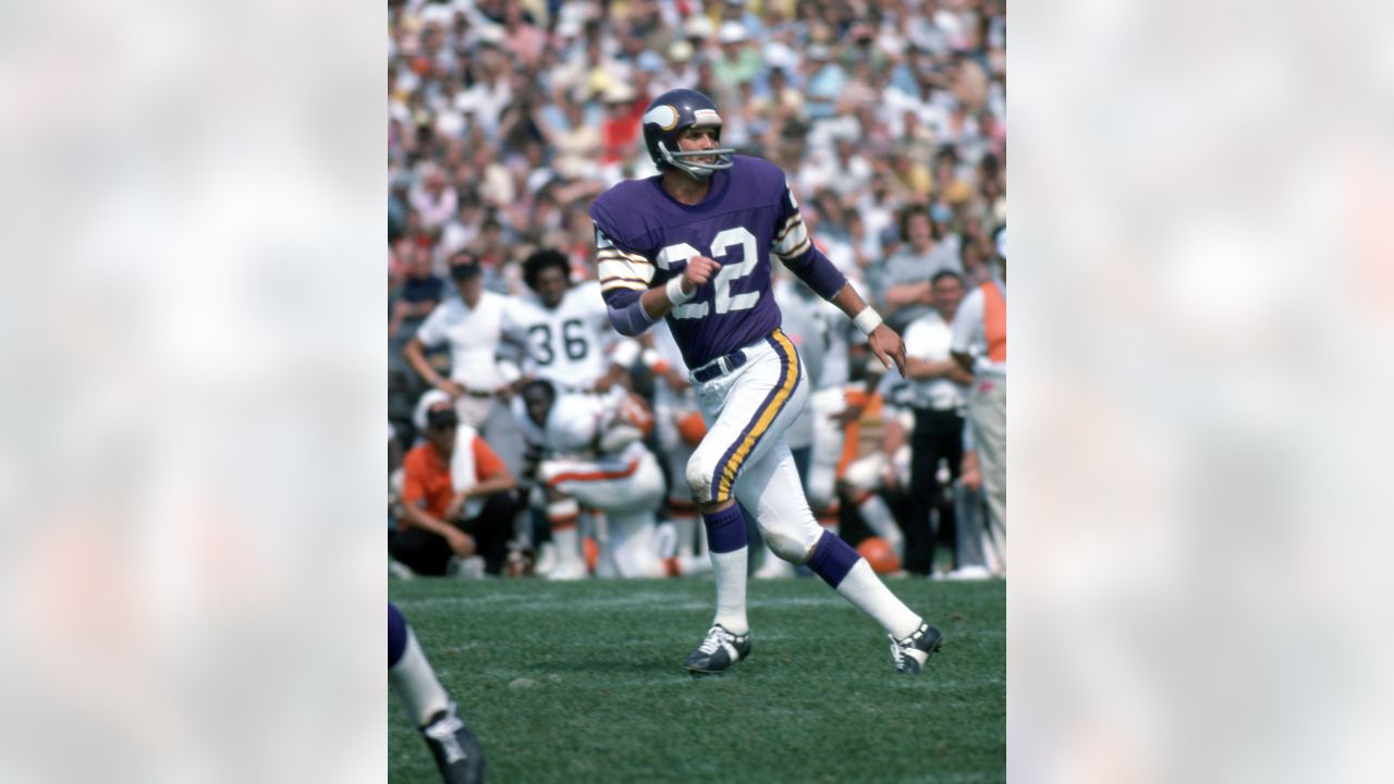 Vikings reveal new uniforms that are throwbacks to the 1960s and '70s