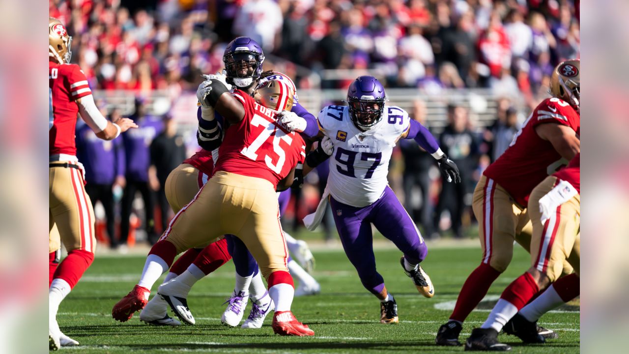 2019 Vikings Position Recap: Offensive Line