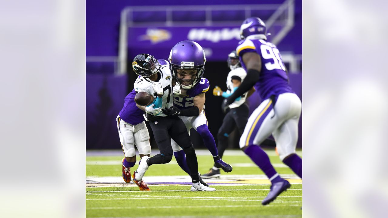 Harrison Smith, in beast mode, leads Vikings to victory