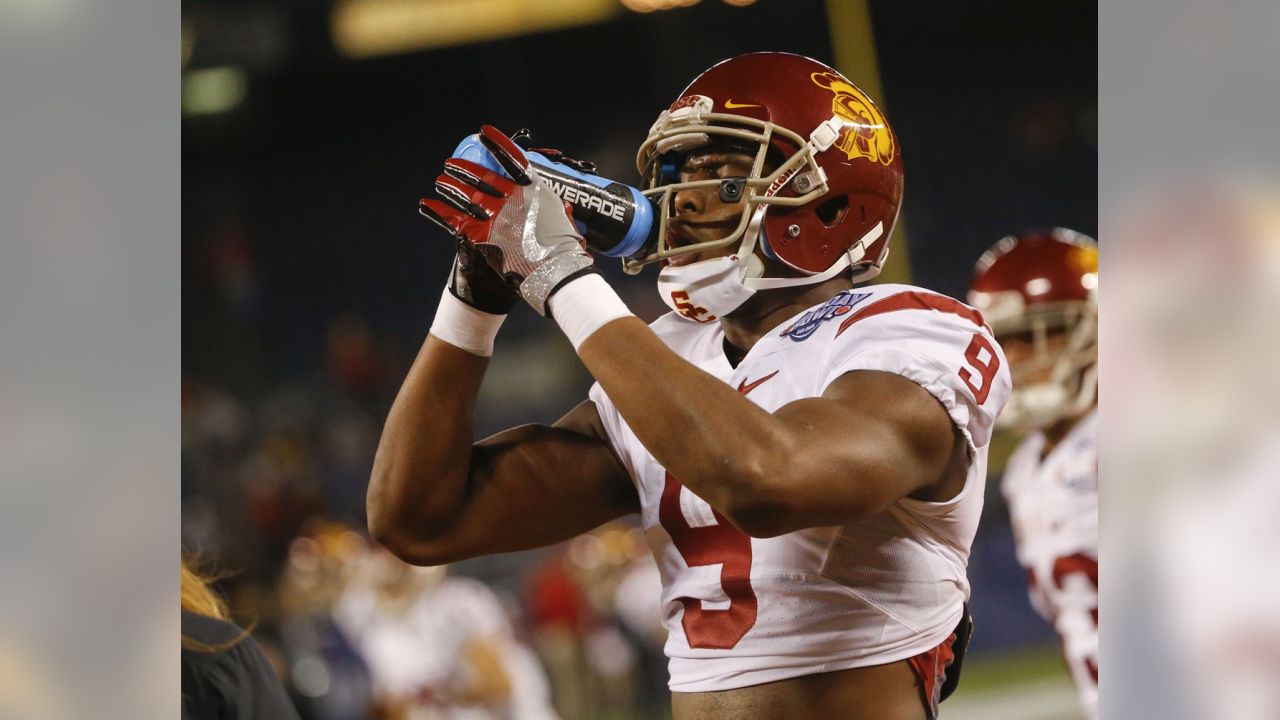 JuJu Smith-Schuster Teases Return For Senior Season At USC