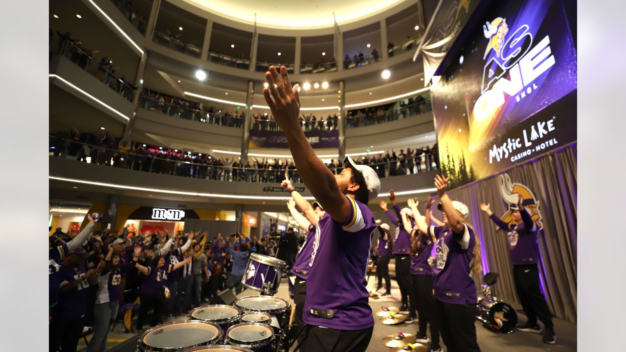 Vikings to host fan rally at Mall of America Friday -  5 Eyewitness  News