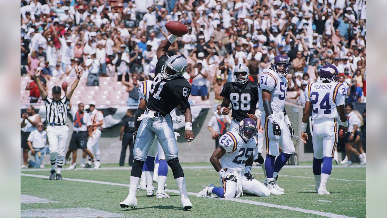 Flashback Friday: Raiders 32, Vikings 14 (Superbowl XI)