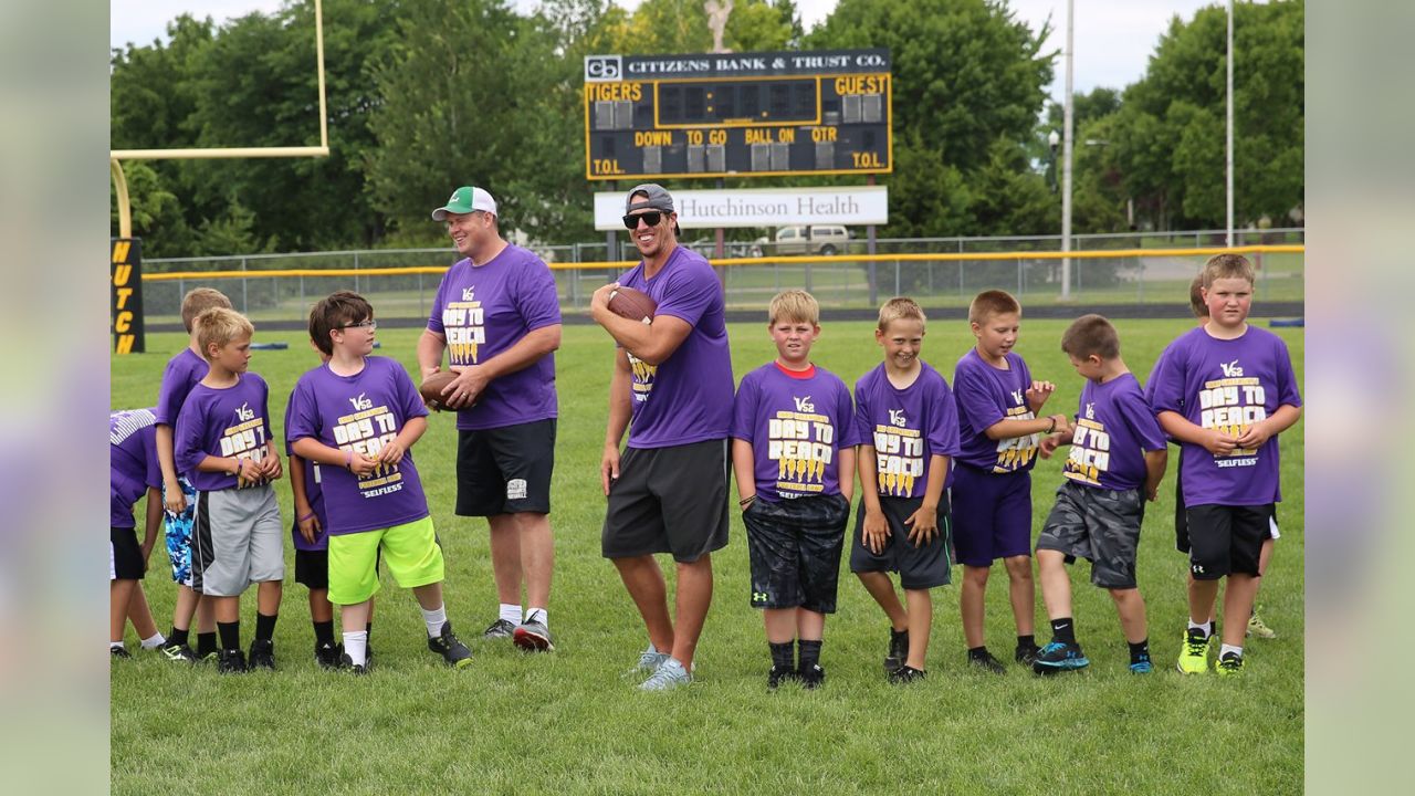 BTN LiveBIG: Chad Greenway helping families - Big Ten Network