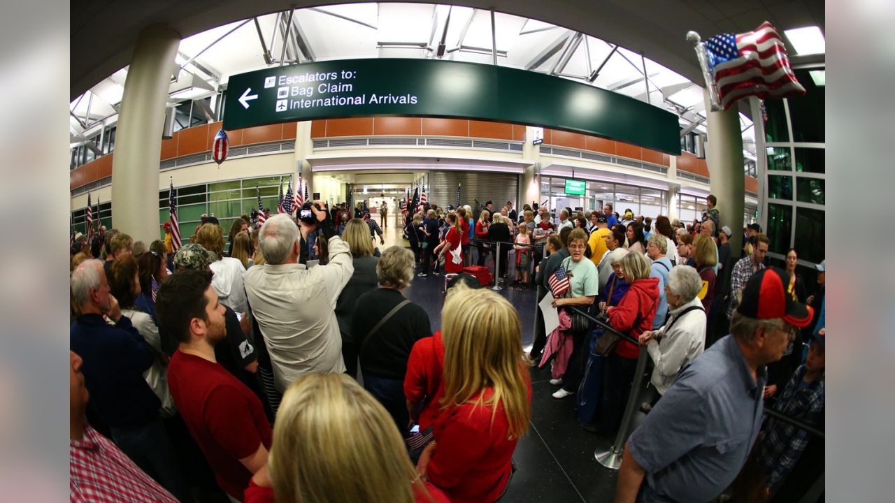 Honor Flight Twin Cities - Paul Krause and Dave Osborn from the