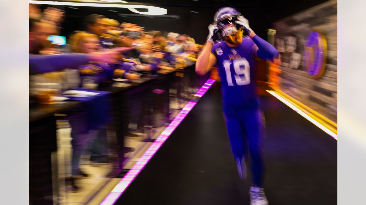 Vikings WR Adam Thielen Reacts to Eric Kendricks' Release