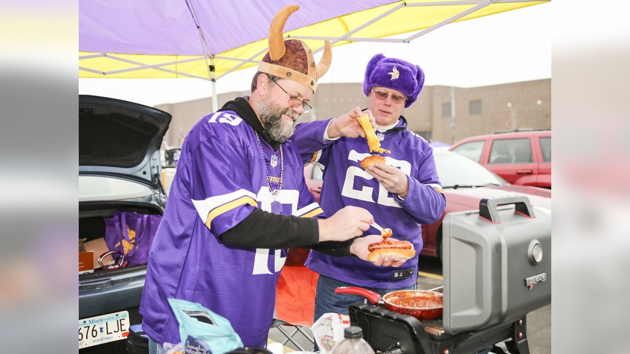 Photos: Pregame Tailgate Vikings-Seahawks