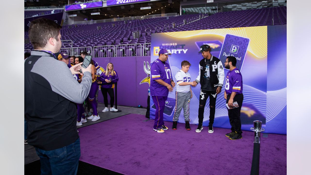 Minnesota Vikings To Host The Miller Lite Vikings Draft Party