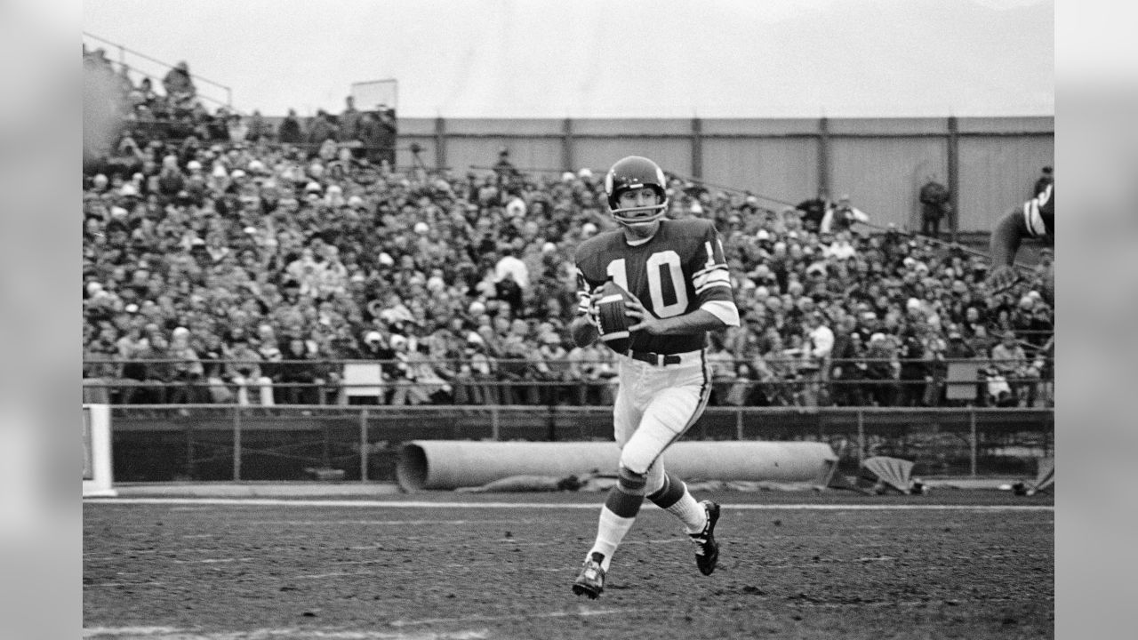 Happy Birthday to Fran Tarkenton!