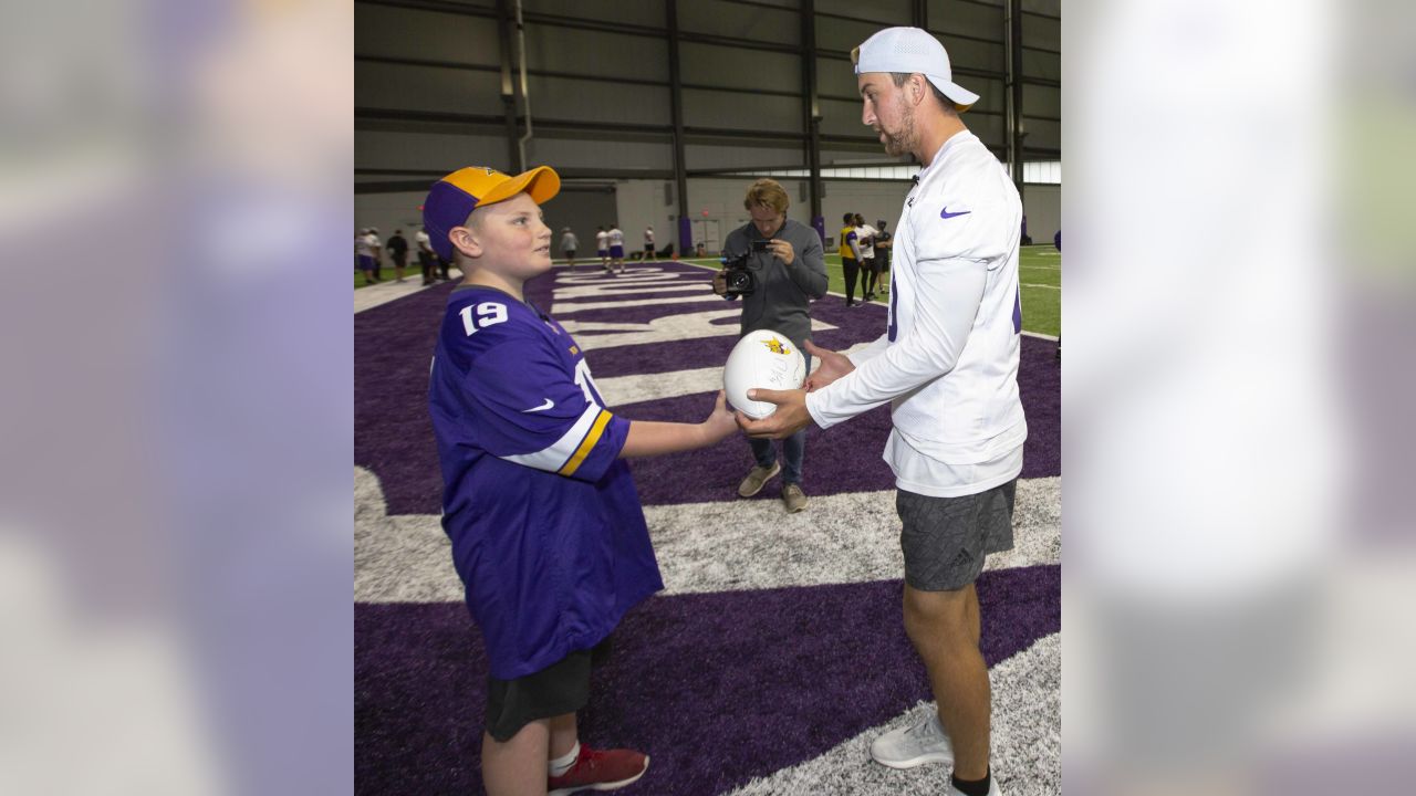 Minnesota Vikings' Adam Thielen surprised by UK fans' love of NFL