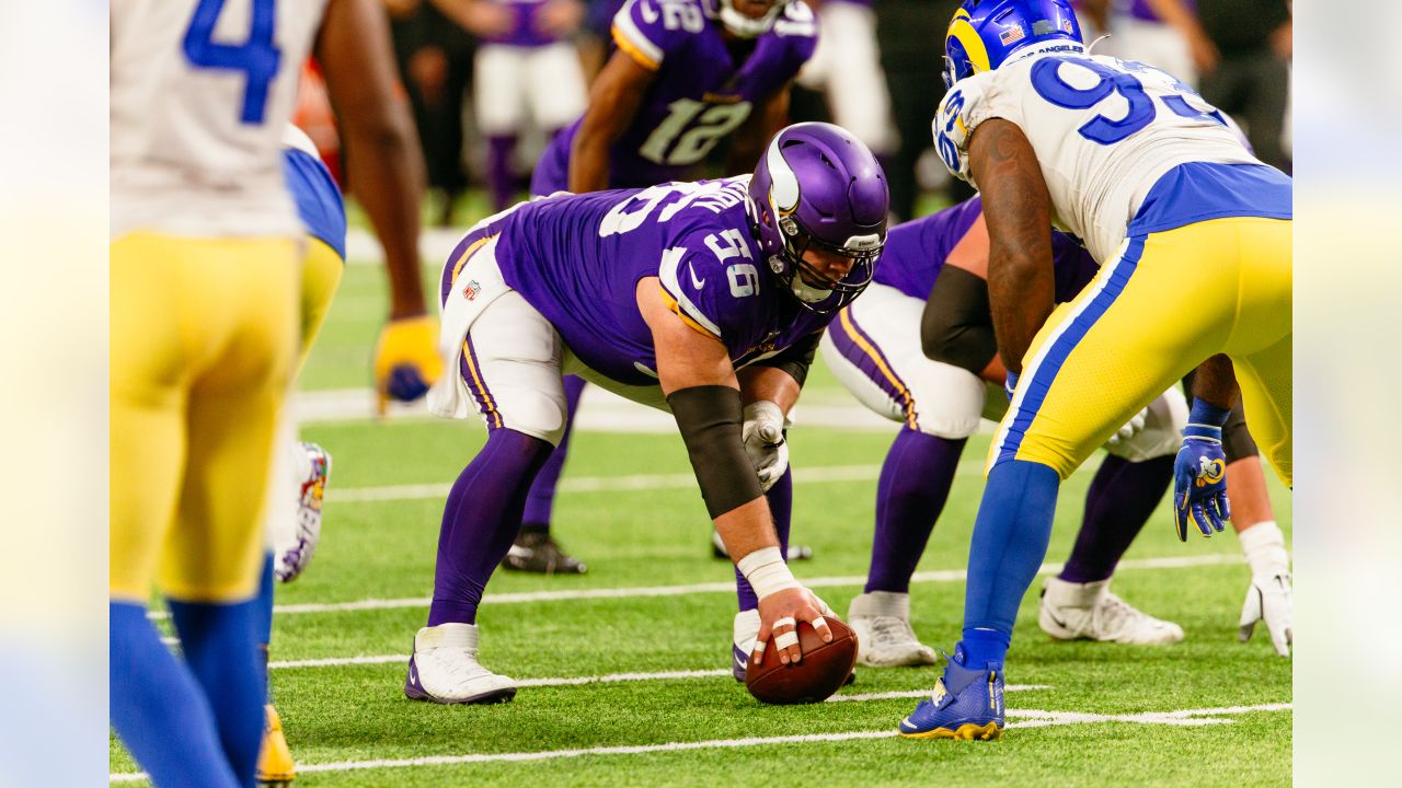 Vikings expect to have center Garrett Bradbury back at practice as they  prepare for Giants