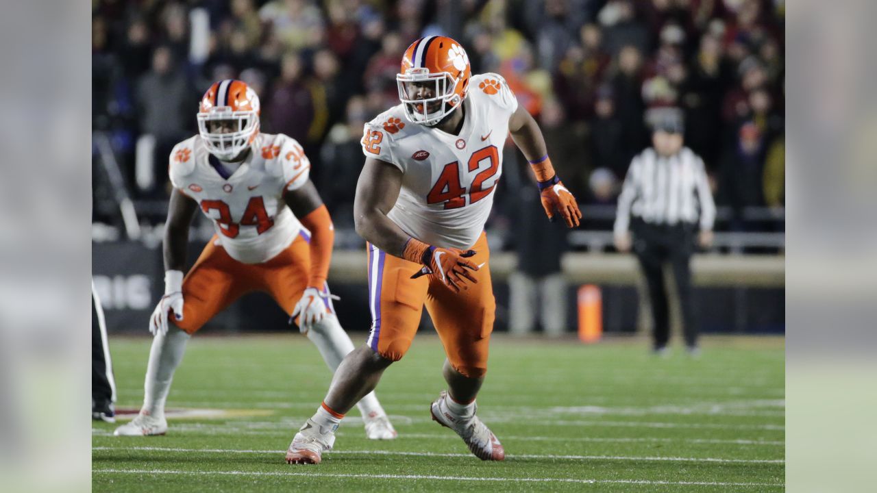 Christian Wilkins Stats, News and Video - DT