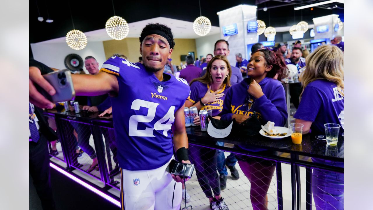 Vikings' Justin Jefferson turns in massive Week 1 performance vs. Packers,  backing up lofty 2,000-yard talk