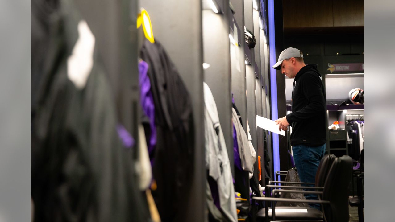 Gallery: Vikings clean out lockers