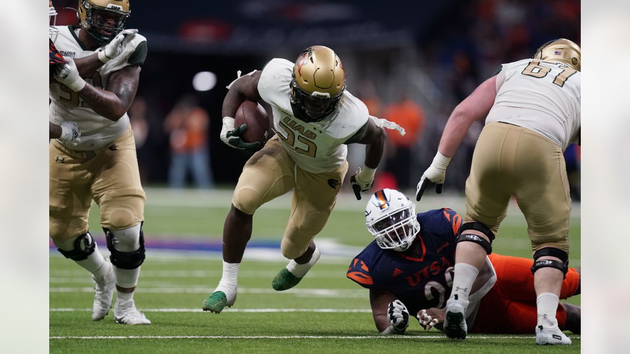 2023 NFL Draft: Vikings select UAB RB DeWayne McBride at pick 222