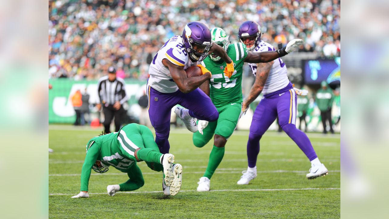 Jets' Sam Darnold struggles in 37-17 loss to Vikings