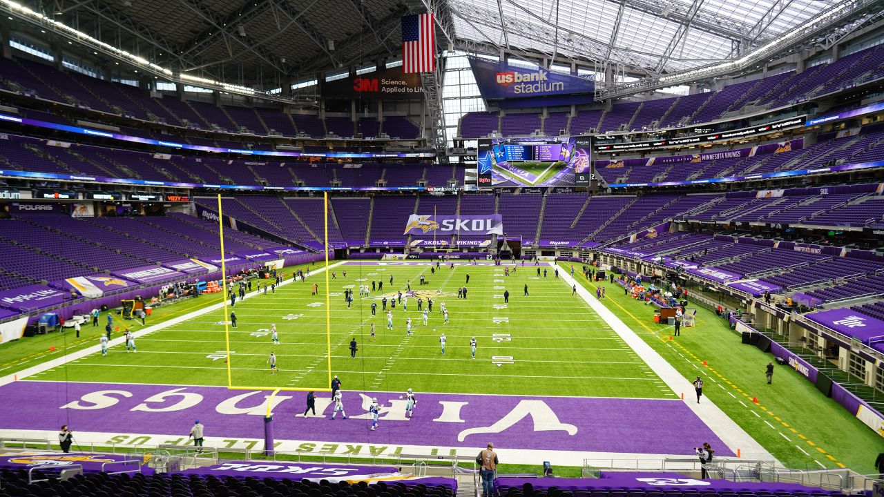 US BANK STADIUM MINNESOTA VIKINGS PLAYBOOK 1ST PRESEASON GAME MOUNTED ON A  9X12 BLACK MARBLE PLAQUE at 's Sports Collectibles Store