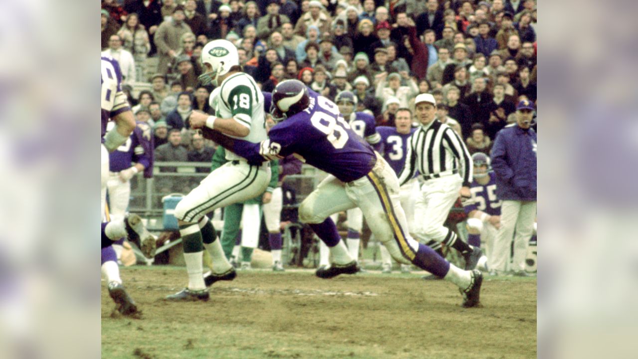 Minnesota Vikings on X: Scott Studwell - #Vikings all-time leading  tackler. PHOTOS:   / X