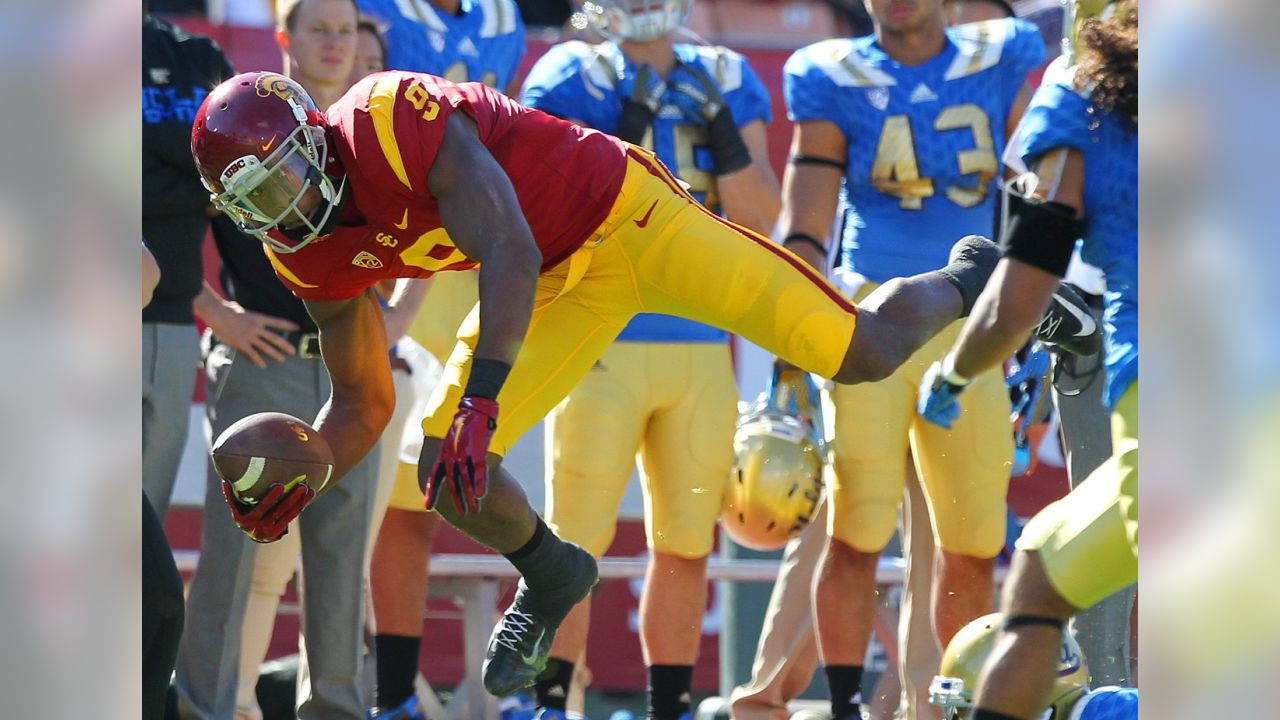 Wolf: USC must get JuJu Smith-Schuster the ball – Orange County Register