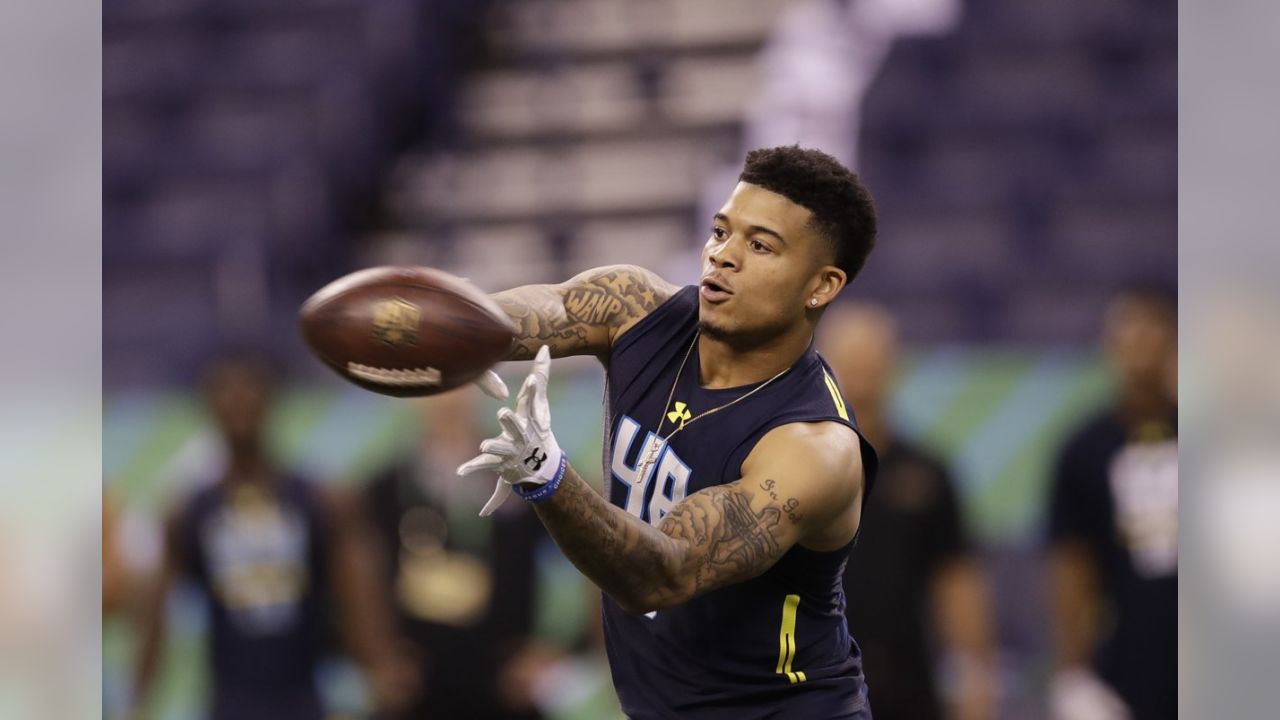 Atlanta Falcons defensive back Teez Tabor intercepts ball off New