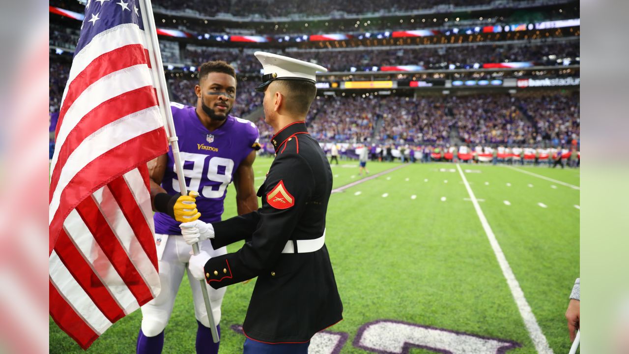 vikings salute to service game 2018