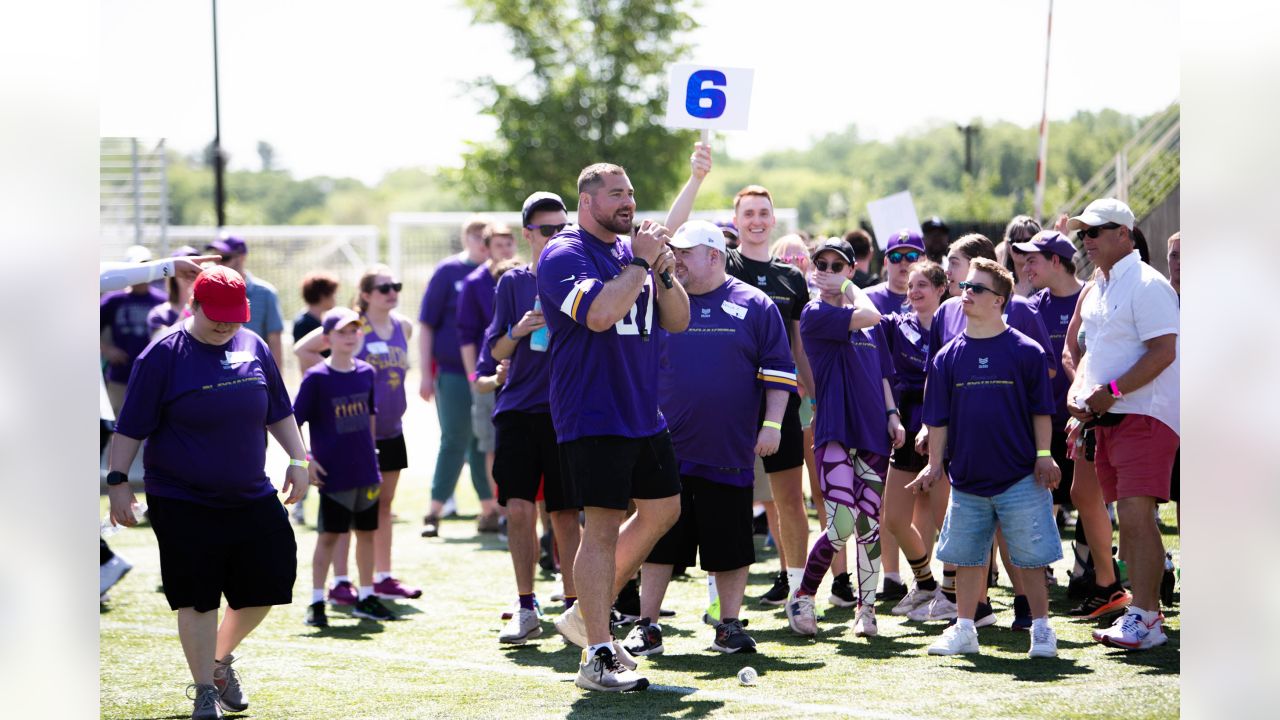 Vikings practice squad player Sokol promotes Hopkinton-based charity