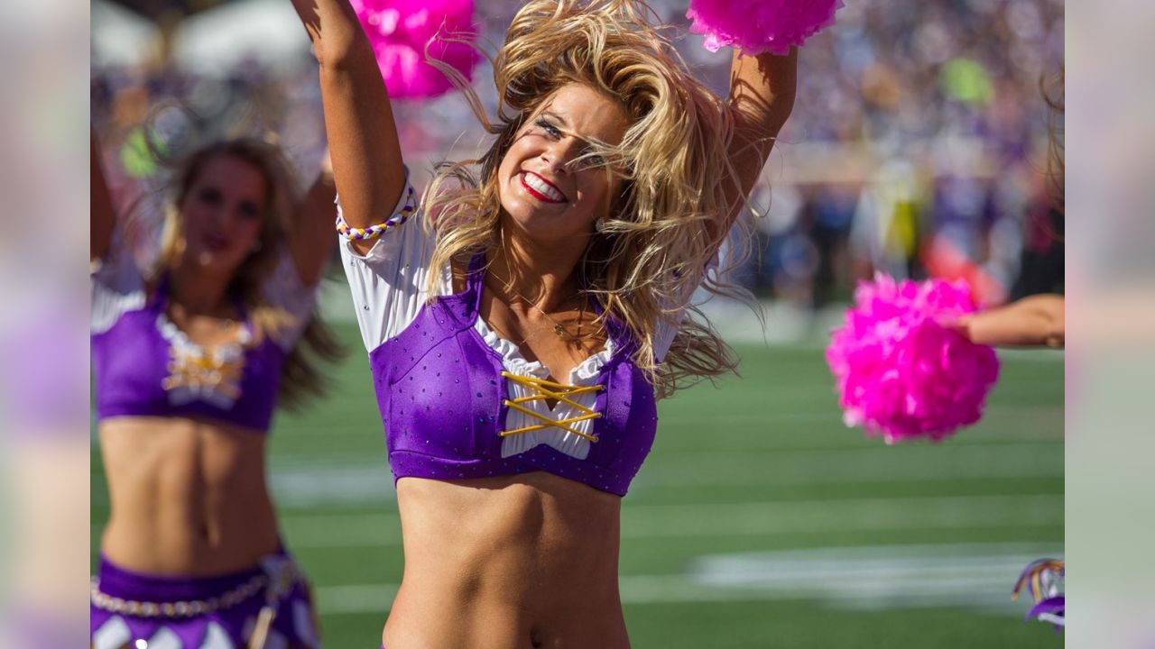 Minnesota Vikings – Ultimate Cheerleaders