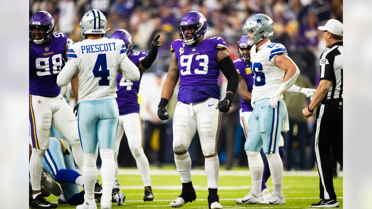 Minnesota Vikings defensive end Jonathan Bullard (93) in action