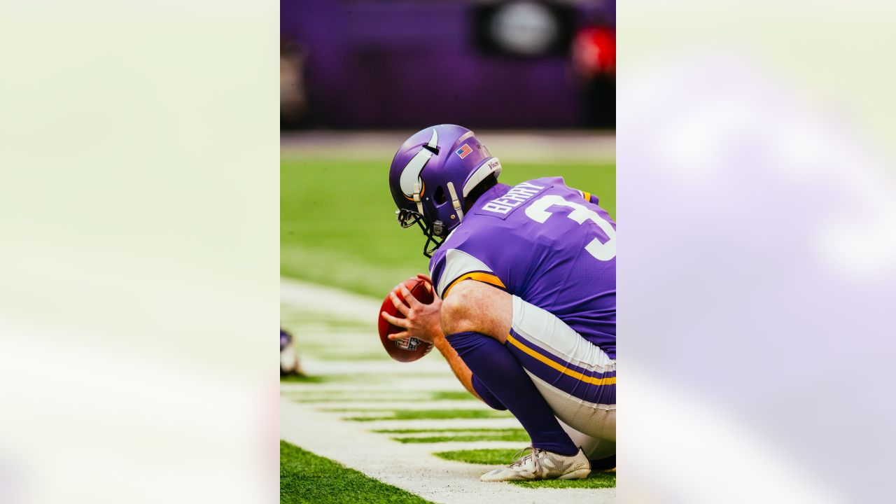 Minnesota Vikings punter Jordan Berry works on his ball drop